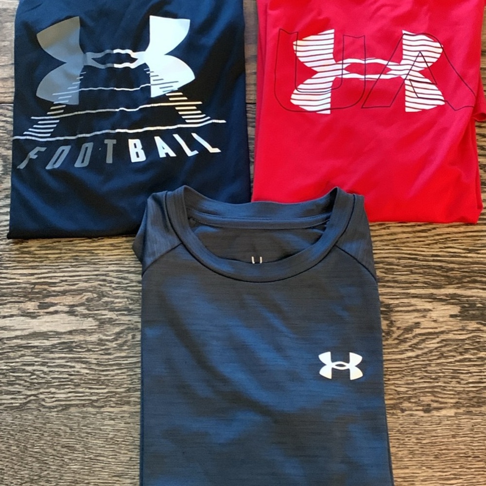 Under Armour Kids' shirt lot